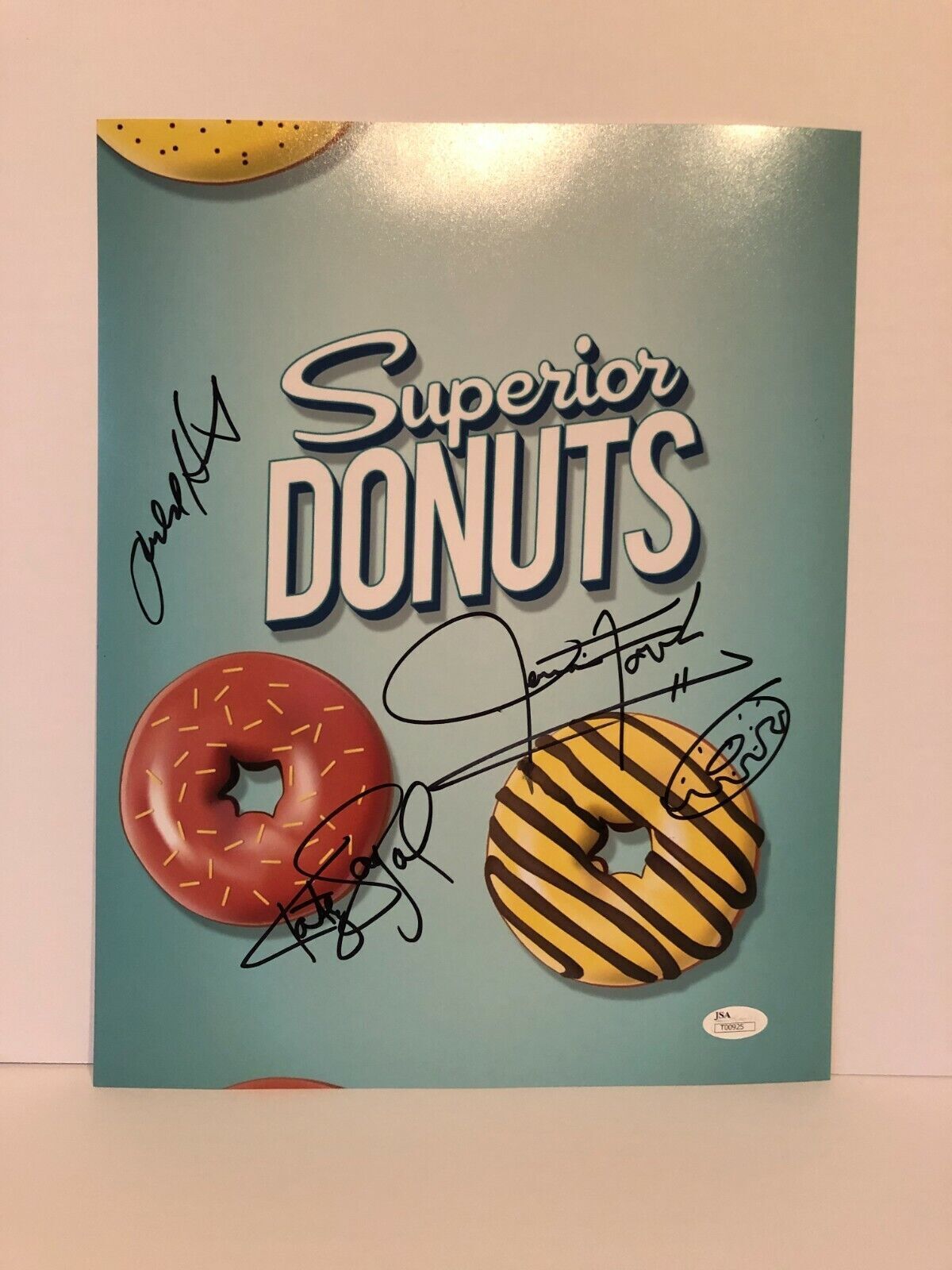 Autographed Superior Donuts signed 11x14 JSA  Katey Sagal Judd Hirsh Jermaine F