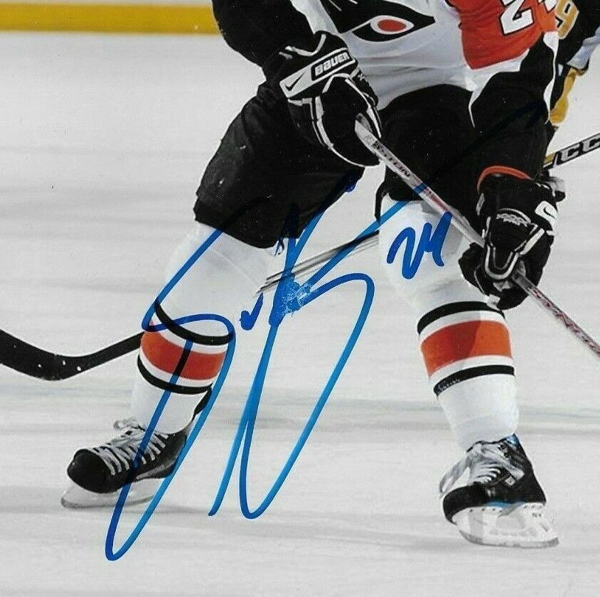 Autographed Philadelphia Flyers Sami Kapanen 8x10 Photo Original w SMALL SMUDGE