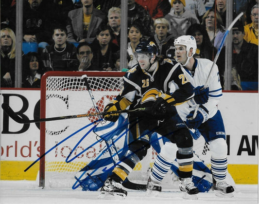 Autographed Buffalo Sabres Thomas Vanek 8x10 Photo Original