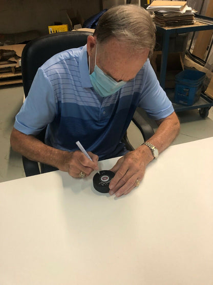 Photo autographiée de Leon Rochefort des Canucks de Vancouver 8x10