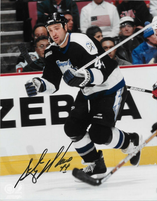 Photo 8x10 autographiée du Lightning de Tampa Bay par Stéphane Richer #2 Original