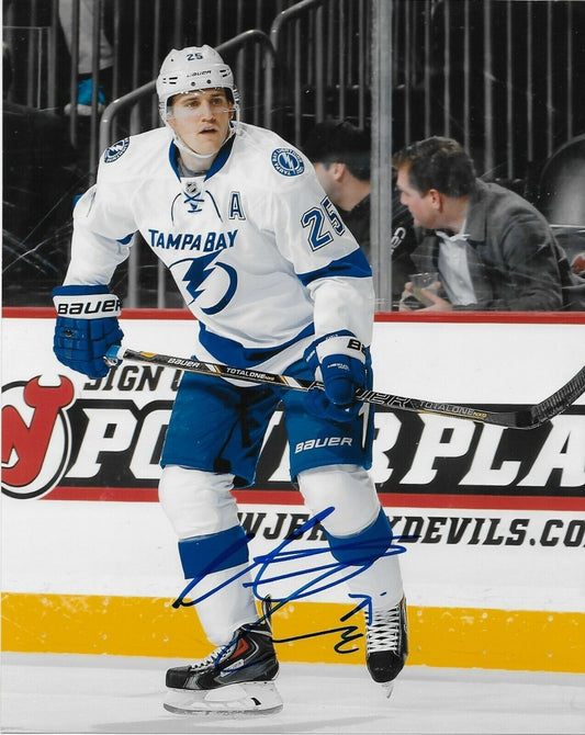 Photo autographiée de Matthew Carle du Lightning de Tampa Bay, format 8 x 10, n° 2, originale 