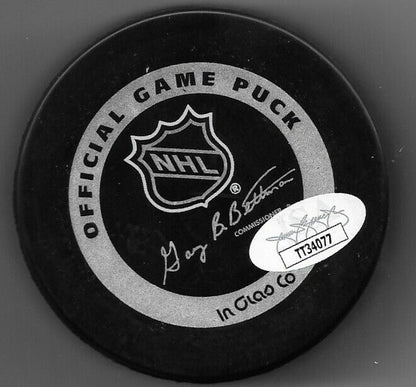 Auto. Detroit Red Wings Chris Chelios Official Game Puck w JSA Authentication