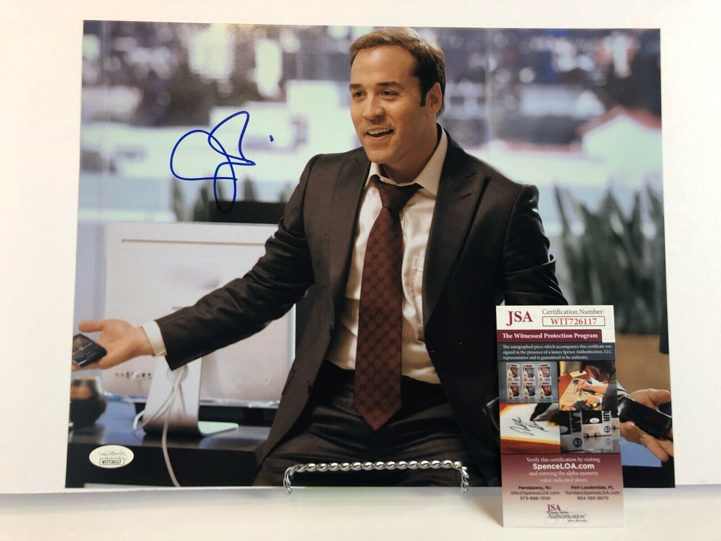 Autographed Jeremy Piven Entourage 11x14 Photo signed Ari Gold JSA witnessed 2