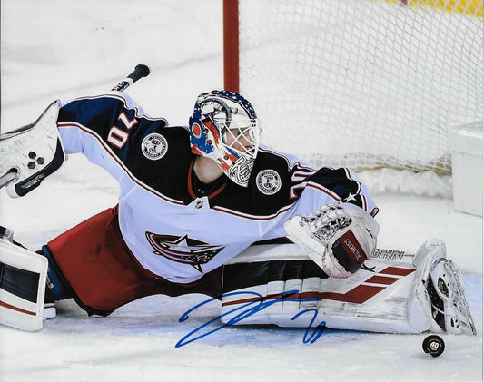 Photo 8x10 autographiée par Joonas Korpisalo des Blue Jackets de Columbus #2