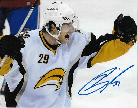 Autographed Buffalo Sabres Jason Pominville 8x10 Photo Original