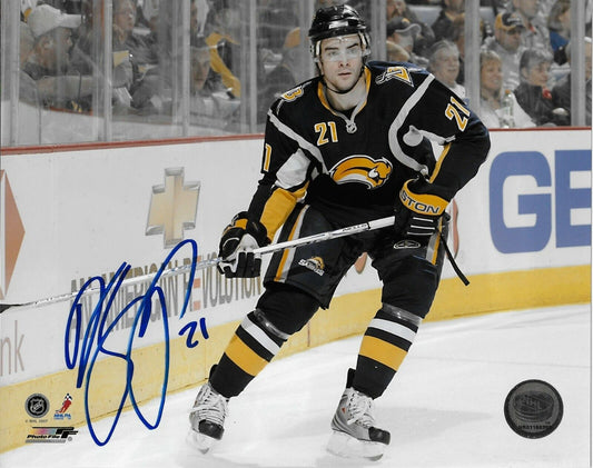Autographed Buffalo Sabres Drew Stafford 8x10 Photo #2 Original