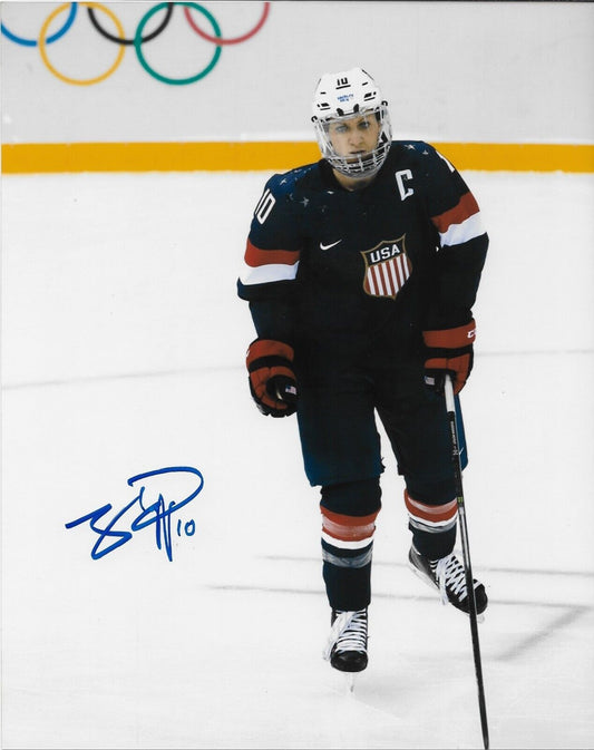 Photo 8x10 autographiée par Meghan Duggan de l'équipe américaine de hockey féminin aux Jeux olympiques #4