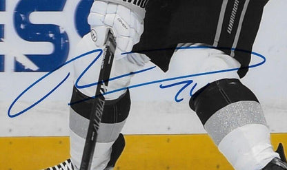 Photo originale autographiée de Phillip Danault des Kings de Los Angeles 8x10