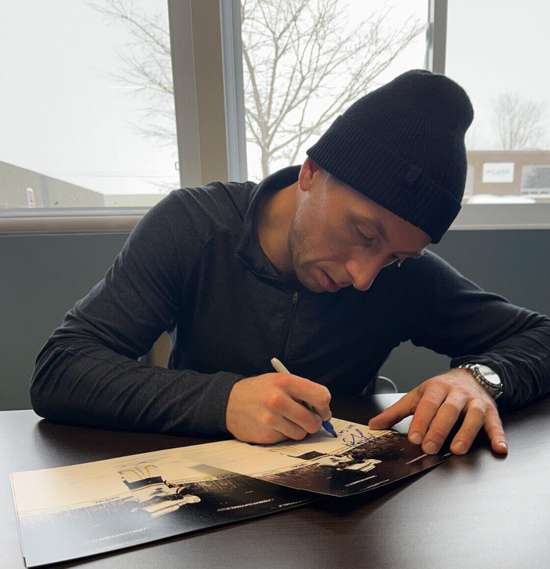 Rondelle de hockey autographiée par Jake Allen des Canadiens de Montréal Signature privée originale