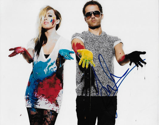 Autographed The Ting Tings 8x10 Photo 5 Original Signed By Jules De Martino ONLY