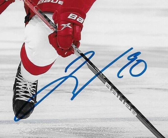 Photo 8x10 autographiée par Joe Veleno des Red Wings de Détroit #6