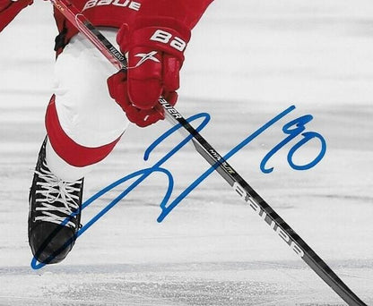 Photo 8x10 autographiée par Joe Veleno des Red Wings de Détroit #6