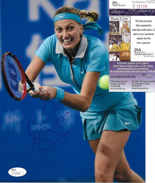 Photo de tennis autographiée Petra Kvitova 8x10 #3 avec authentification JSA originale