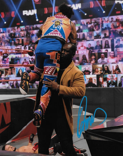 Photo autographiée de catch signée par Omos WWE 8x10 #1 Original