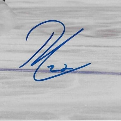 Photo autographiée 8x10 signée Lukas Reichel des Blackhawks de Chicago #1