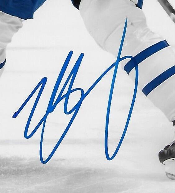 Signed Jordie Benn Toronto Maple Leafs Autographed 8x10 Photo #1 Original