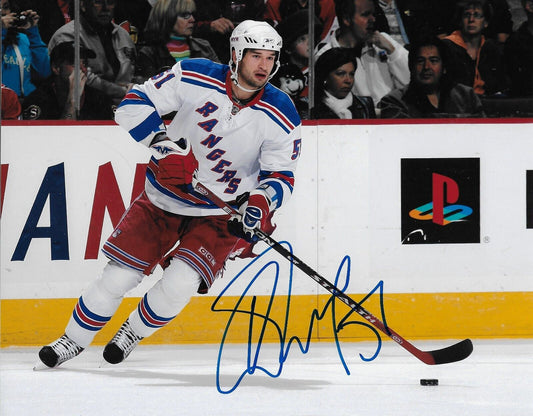 Photo autographiée 8x10 signée Fedor Tyutin des Rangers de New York #1