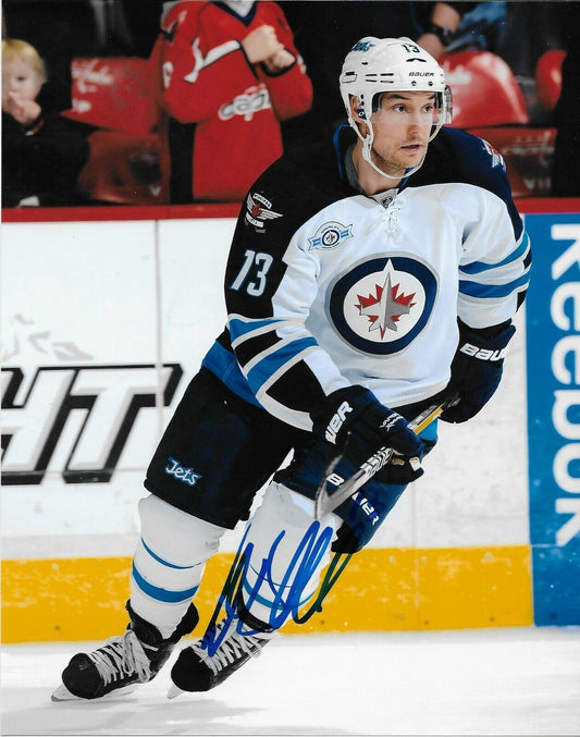 Signed Kyle Wellwood Winnipeg Jets Autographed 8x10 Photo #1 Original