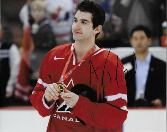 Photo originale signée Angelo Esposito, Championnats du monde juniors 2009, Équipe Canada, 8x10, n° 1