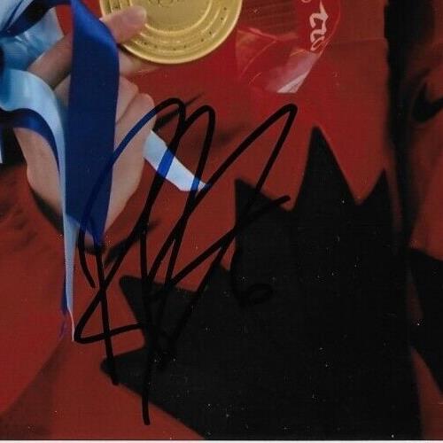 Signed Rebecca Johnston Kristen Campbell  Team Canada Womens Hockey 8x10 Photo