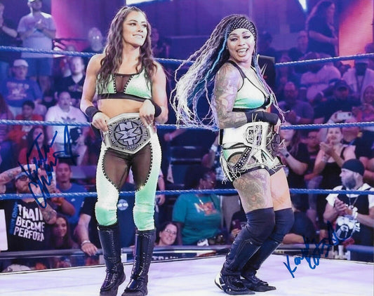 Photo dédicacée 8x10 de Kayden Carter et Katana Chance de la WWE NXT #2 originale