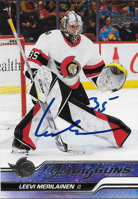 Carte de hockey recrue signée Leevi Merilainen 2023/24 UD Young Guns des Sénateurs d'Ottawa