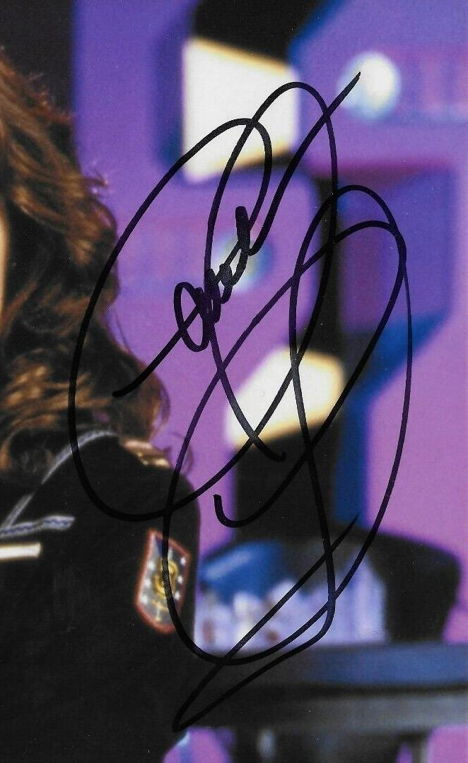 Signed Claudia Christian Babylon 5 Autographed 8x10 Photo #2 Original