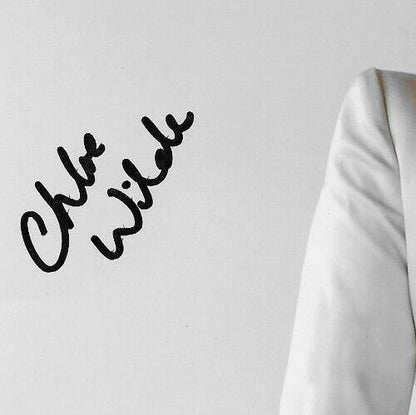 Signed Chloe Wilde VJ Much Music E Talk Host Autographed 8x10 Photo #1 Original