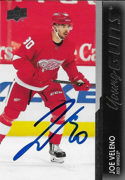 Carte de recrue Upper Deck Young Guns 2021/22 signée Joe Veleno des Detroit Red Wings