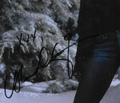 Signed Alana de la Garza FBI Original 8x10 Photo #3 with JSA Authentication
