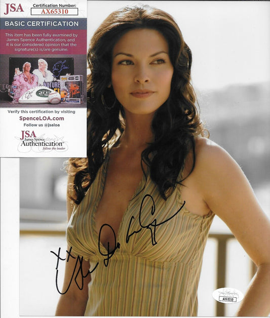 Signed Alana de la Garza FBI Original 8x10 Photo #2 with JSA Authentication