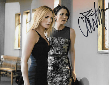 Signed Caity Lotz Sara Lance Supergirl Autographed 8x10 Photo #4 Original