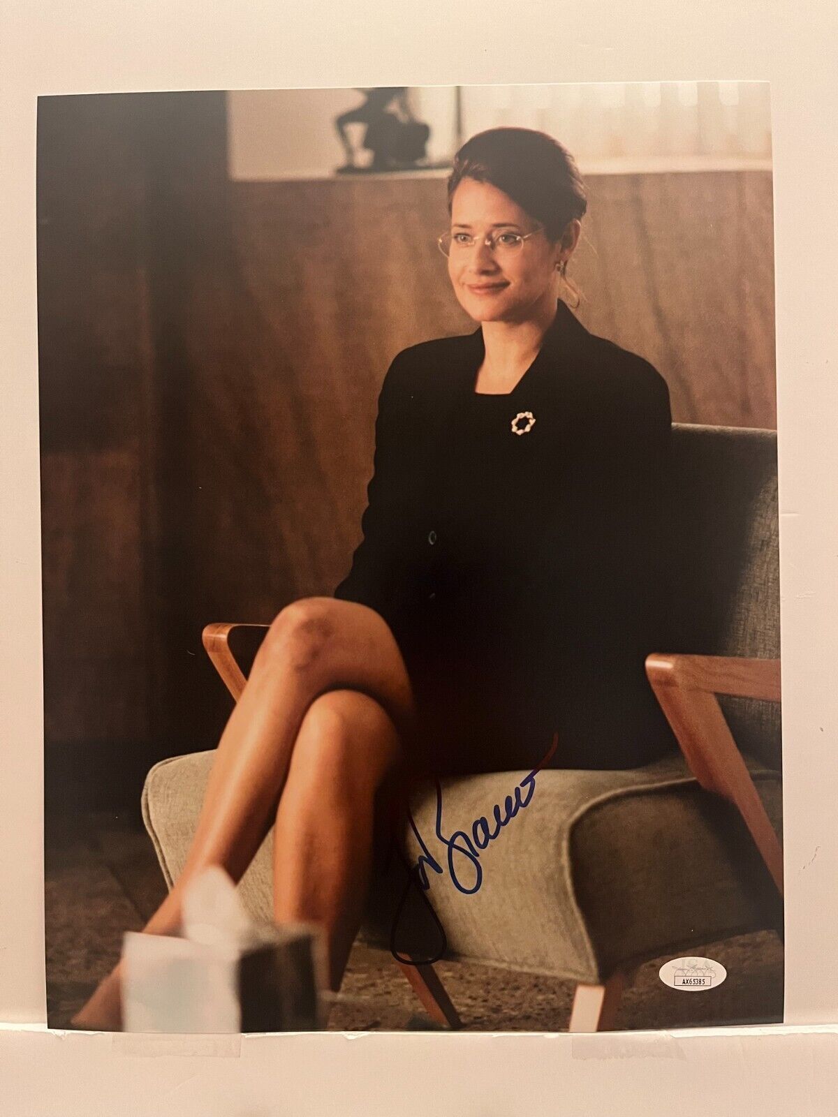 Autographed Lorraine Bracco signed The Sopranos  11x14 Photo JSA Cert