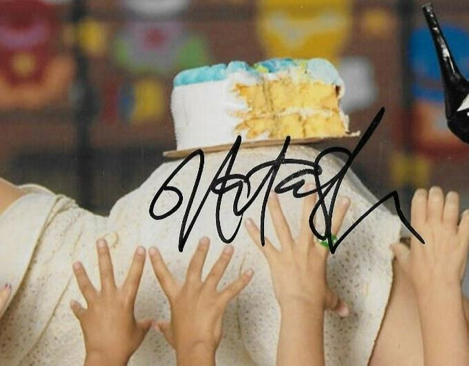 Photo signée Natasha Leggero Actrice Comédienne Ugly American 8x10 #3 Original