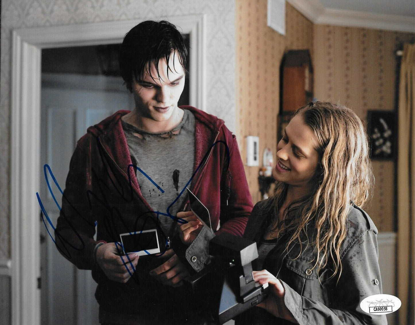 Signed Nicholas Hoult X-Men Warm Bodies 8x10 Photo #4 with JSA Authentication