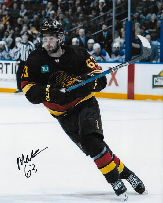 Signed Max Sasson Vancouver Canucks Autographed 8x10 Photo #1 Original