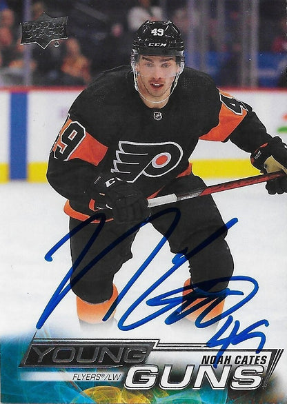 Signeded Noah Cates 2022-23 UD Philadelphia Flyers Young Guns Rookie Card