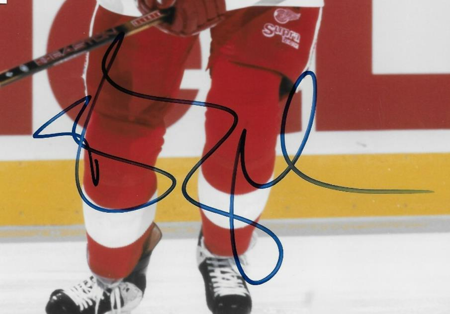 Signed Brendan Shanahan Detroit Red Wings Cup 8x10 Photo #1 w JSA Authentication