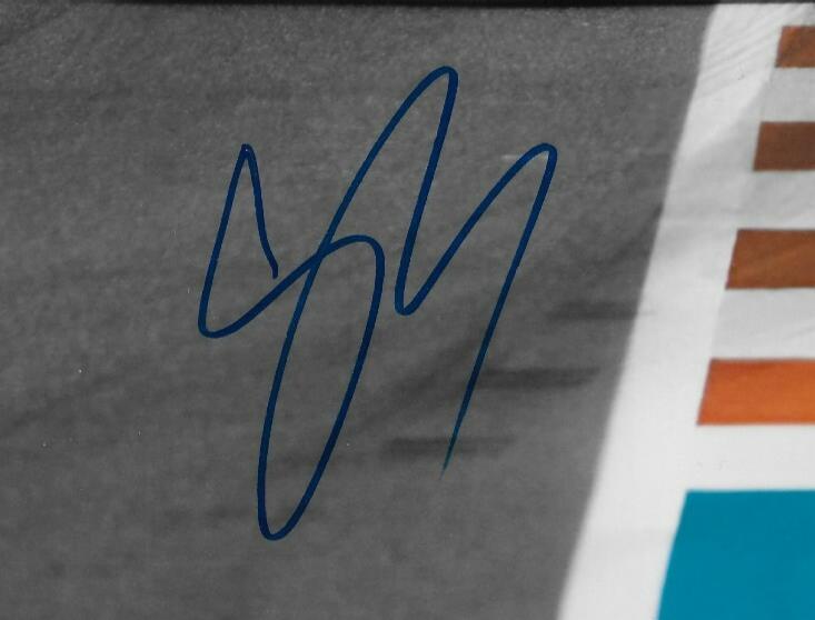 Signed Gabriel Bortoleto Formula 1 kick Sauber Racing 8x10 Photo #3 Original
