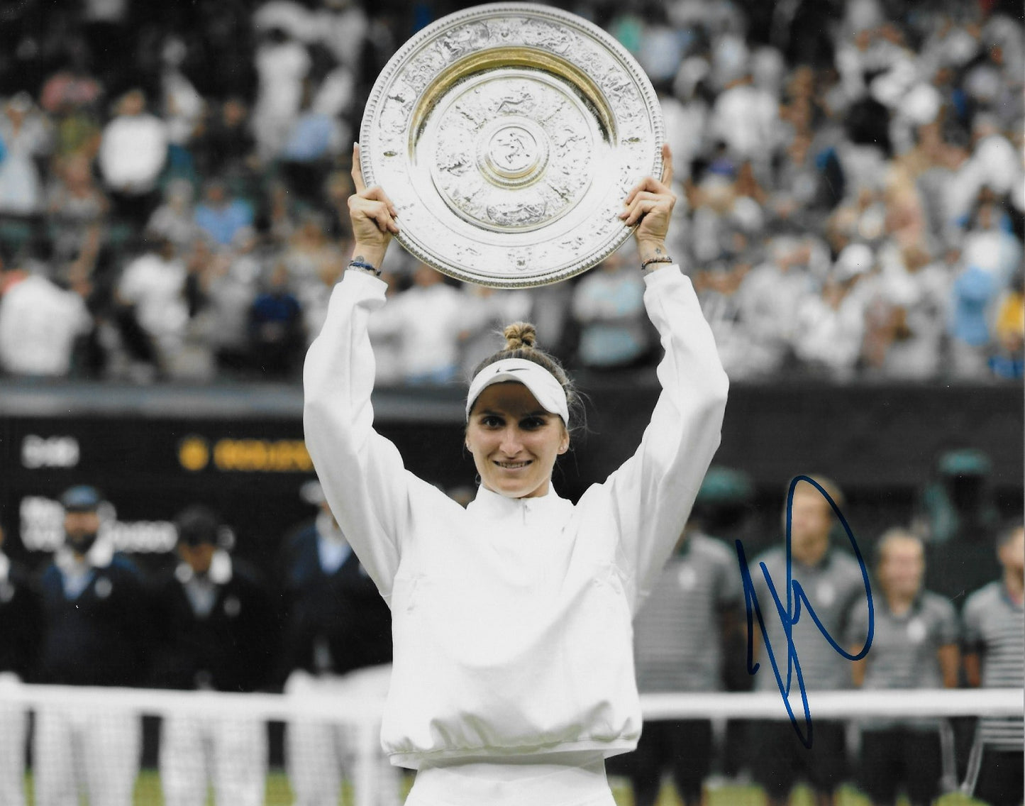 Signed Marketa Vondrousova Wimbledon 2023 Autographed 8x10 Photo #8 Original