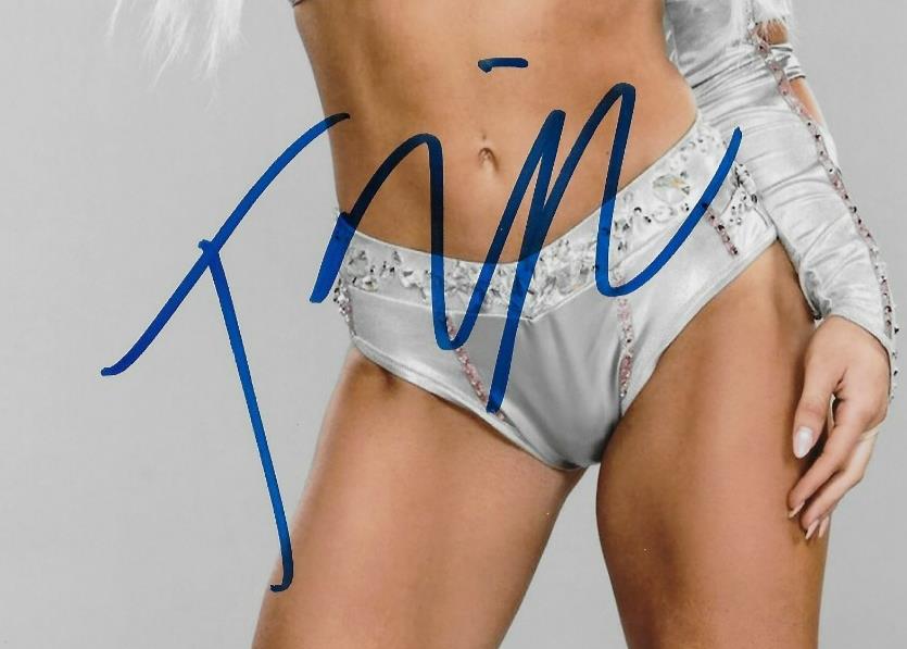 Signed Tiffany Stratton Smack Down NXT Autographed 8x10 Photo #3 Original