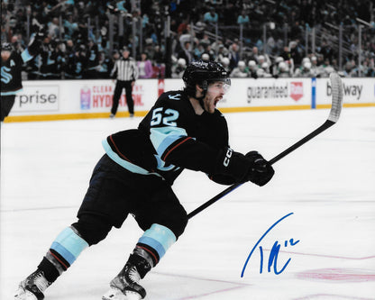 Signed Tye Kartye Seattle Kraken Autographed 8x10 Photo #3 Original