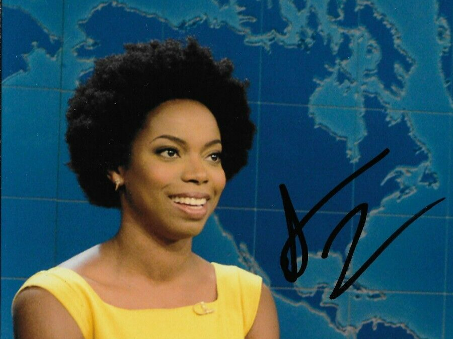 Signed Sasheer Zamata Colin Jost Saturday Night Live 8x10 Photo w JSA Authentic