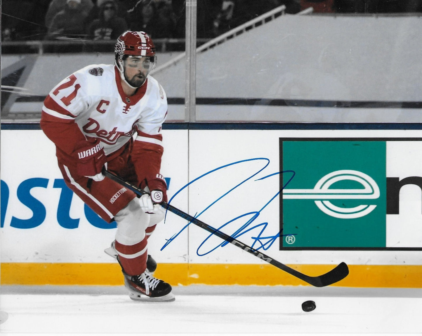 Signed Dylan Larkin Detroit Red Wings Autographed 8x10 Photo #1 Original