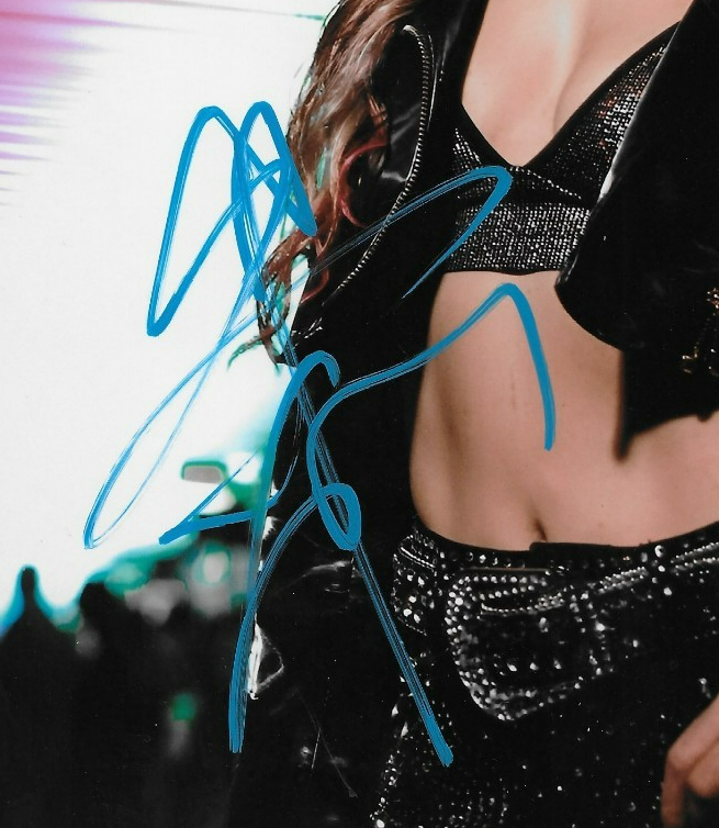 Signed Giulia Friday Night Smack Down WWE Autographed 8x10 Photo #9 Original