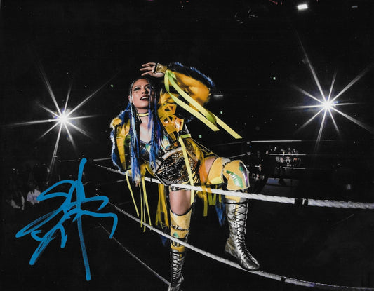 Signed Giulia Friday Night Smack Down WWE Autographed 8x10 Photo #10 Original